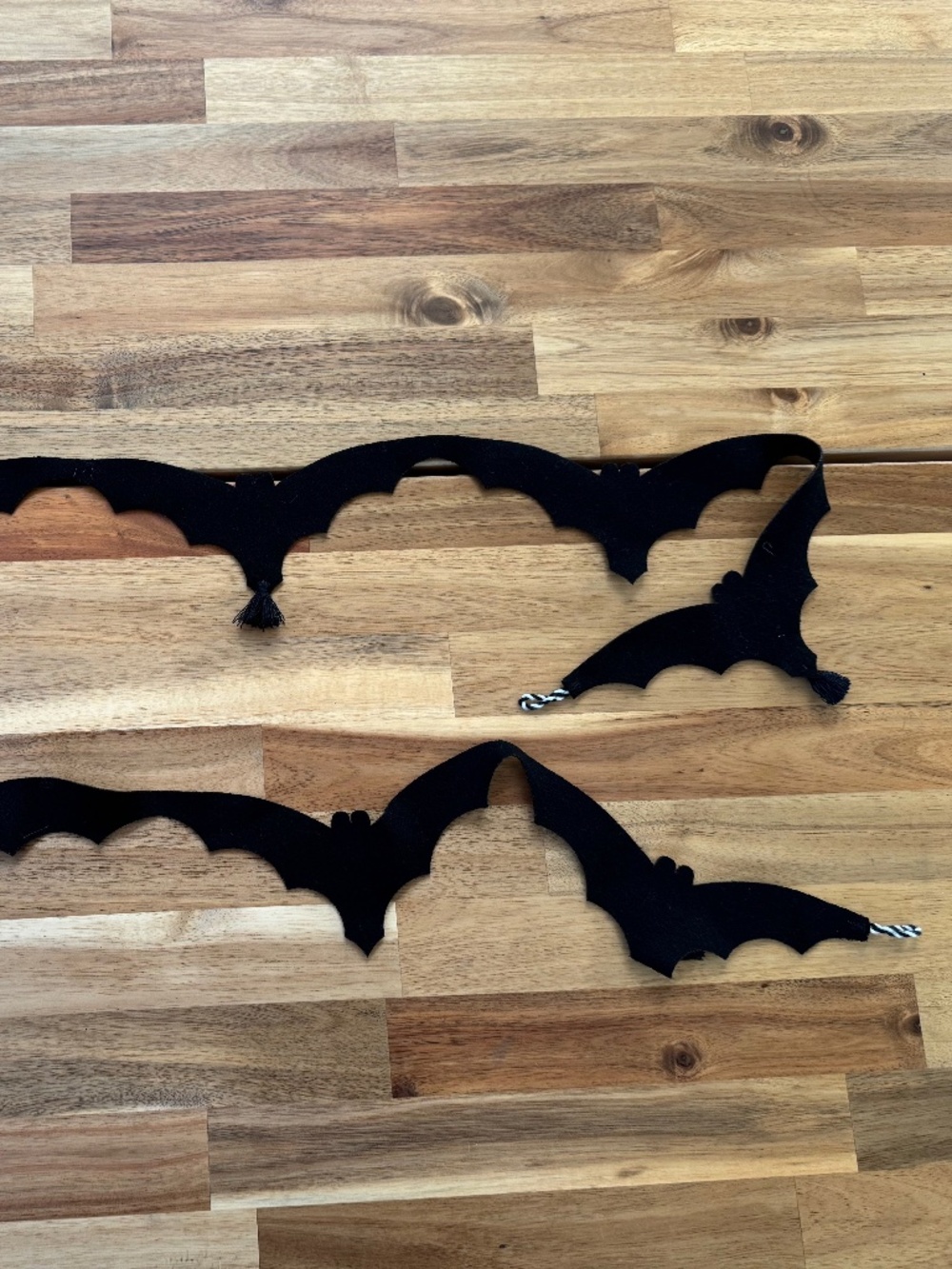 Hyde and Eek! Boutique felt black 6 ft. bat garland - Target